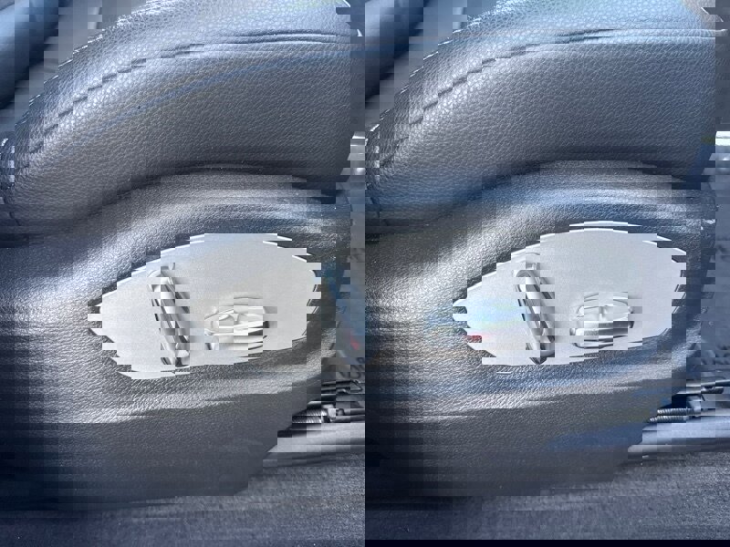 Used 2019 Porsche Macan image 28