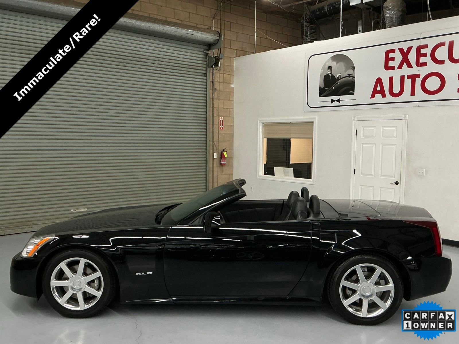 Used 2005 Cadillac XLR image 6