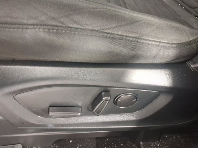 Used 2020 Ford Explorer XLT w/ Class III Trailer Tow Package image 14