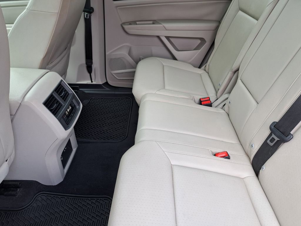 Used 2019 Volkswagen Atlas SEL image 23