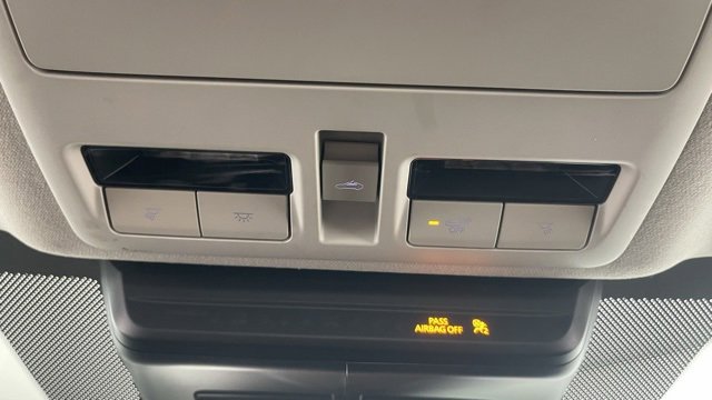 Used 2025 MAZDA MAZDA3 s image 43