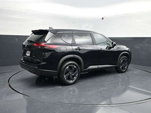 Used 2025 Nissan Rogue SV AWD/4WD image 9