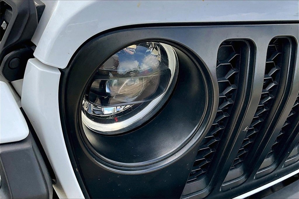 Used 2023 Jeep Wrangler Rubicon 392 w/ Trailer Tow Package image 32