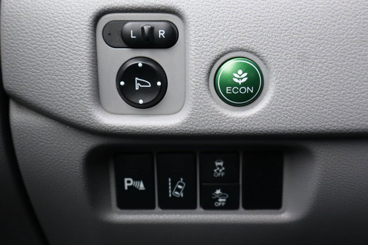 Used 2017 Honda Pilot Touring image 31