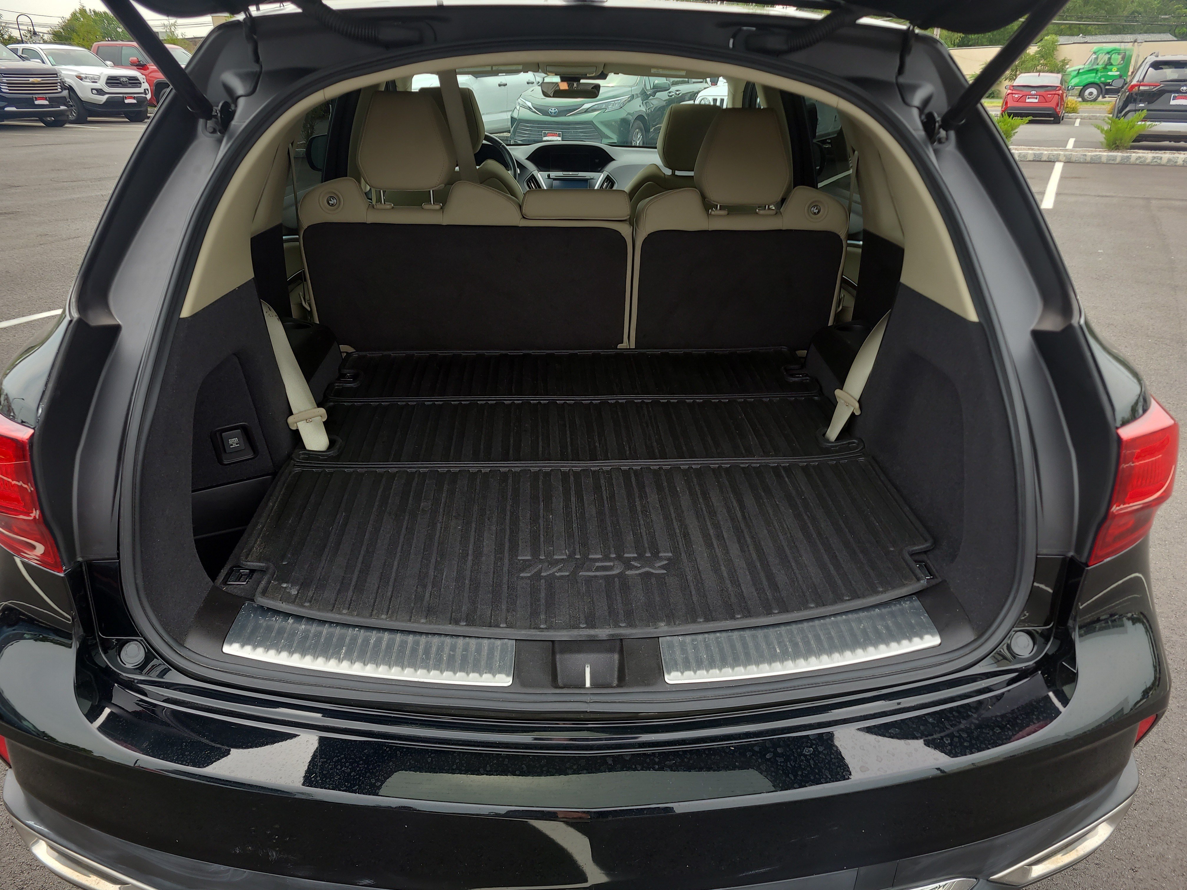 Used 2020 Acura MDX SH-AWD image 30