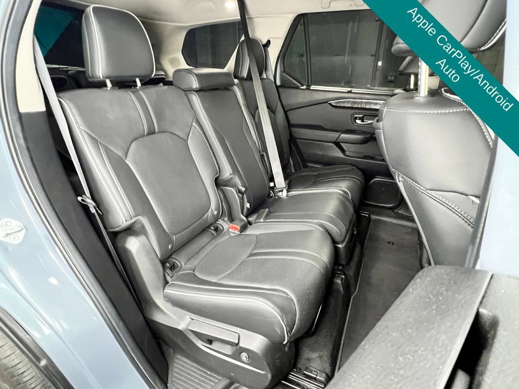 Used 2025 Honda Pilot Elite image 17