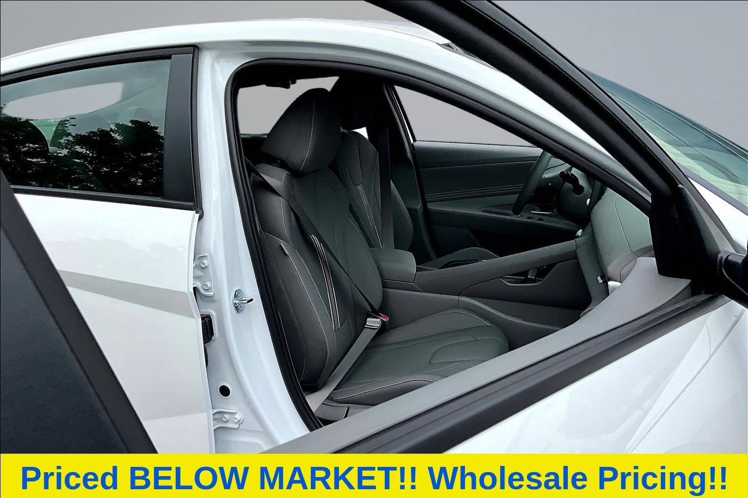 Used 2026 Hyundai Elantra Sport FWD image 7