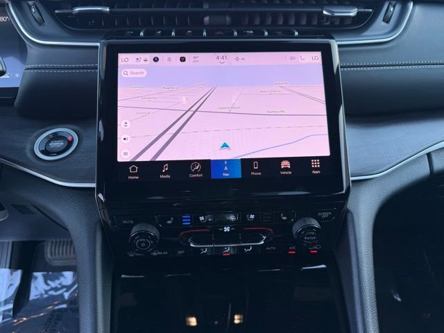 New 2025 Jeep Grand Cherokee L Limited w/ Luxury Tech Group II RWD image 17