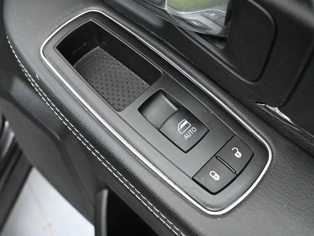 Used 2015 RAM 1500 Sport w/ Convenience Group image 44