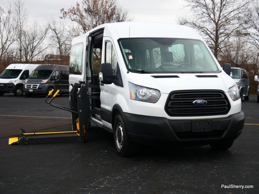 Used 2019 Ford Transit 350 XL image 6