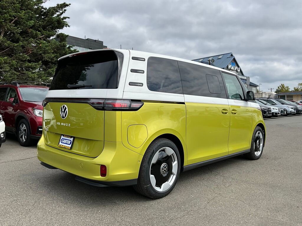 New 2025 Volkswagen ID. Buzz Pro S Plus image 8