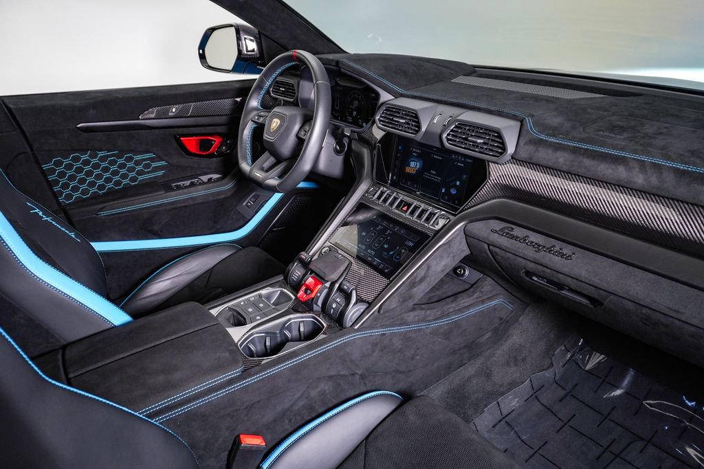 Used 2024 Lamborghini Urus Performante AWD/4WD image 18