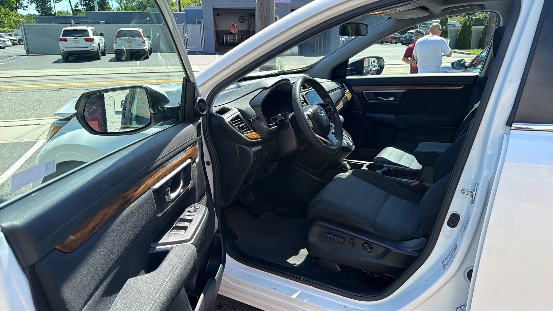 Used 2018 Honda CR-V EX image 23