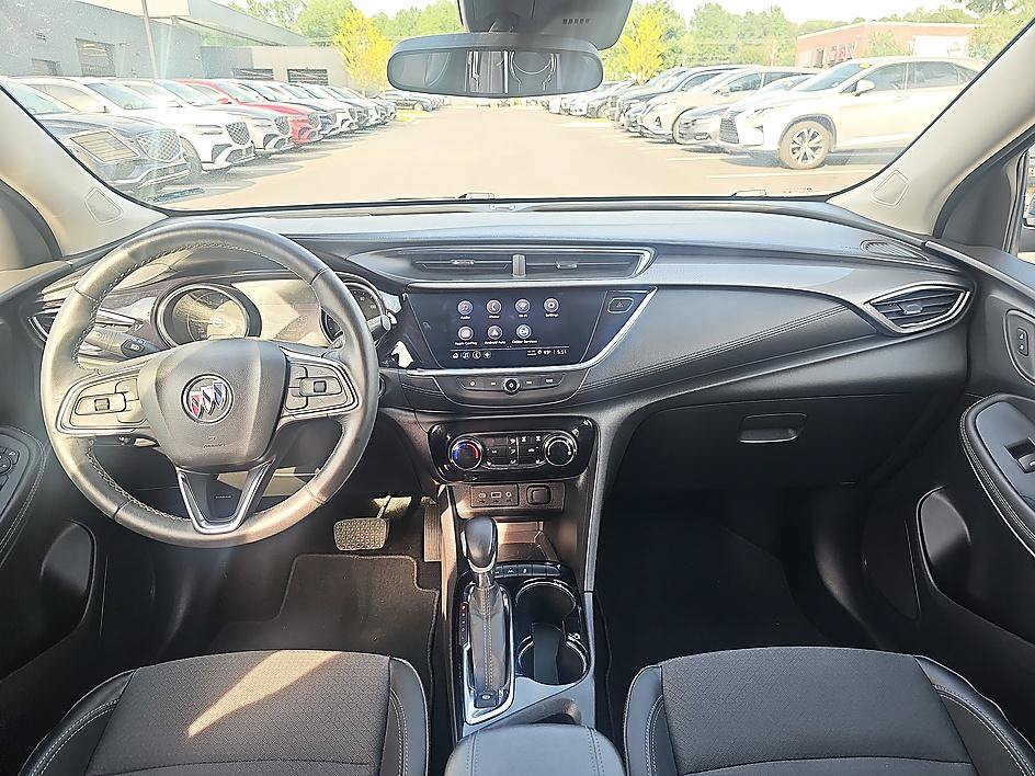 Used 2022 Buick Encore GX Preferred w/ Cold Weather Comfort Package AWD/4WD image 28