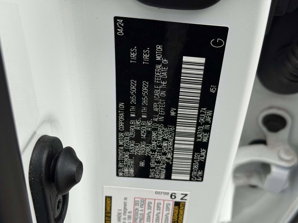 Used 2024 Lexus LX 600 F Sport image 32