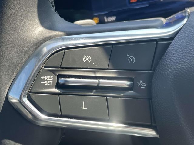 Used 2025 Chevrolet Equinox LT w/ Convenience Package II FWD image 26
