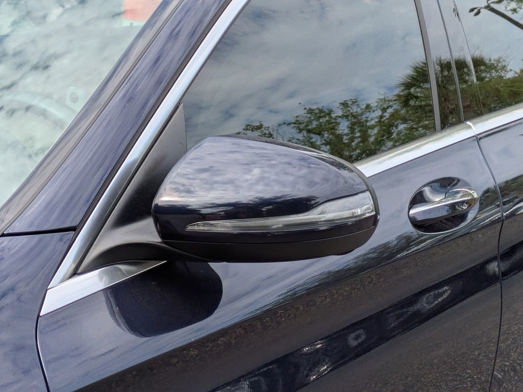 Used 2019 Mercedes-Benz C 300 Sedan image 11