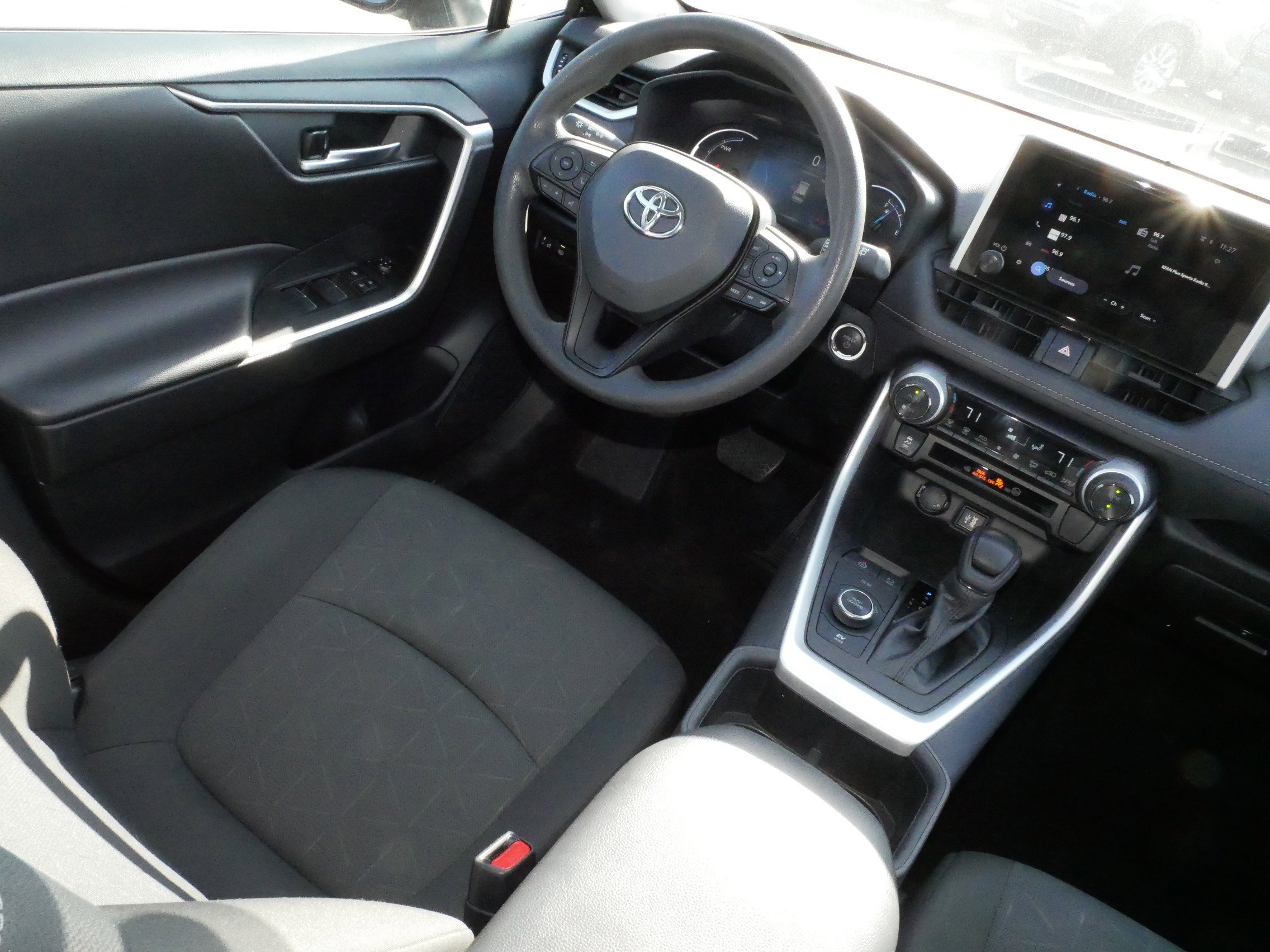 Certified 2024 Toyota RAV4 XLE image 9