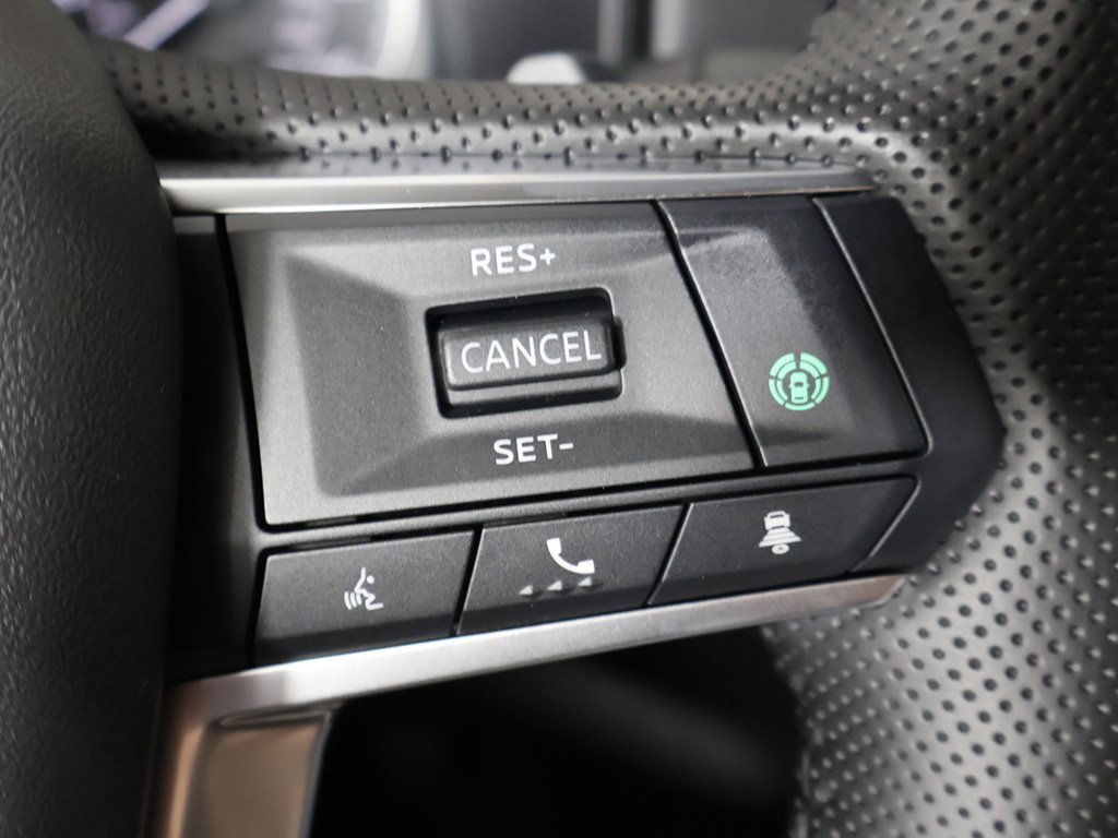 New 2025 Mitsubishi Outlander SE image 44