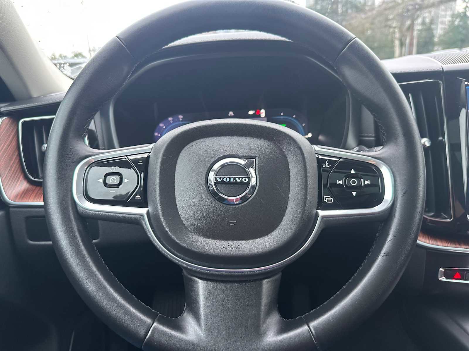 Certified 2023 Volvo XC60 T8 Ultimate image 24