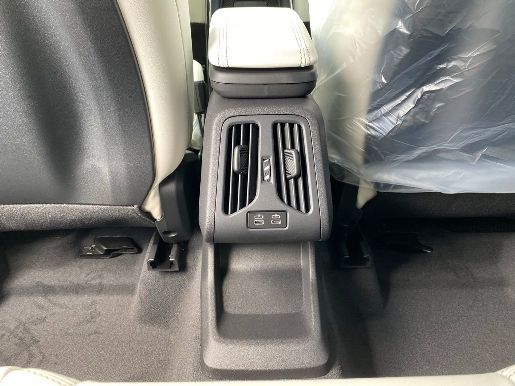 New 2026 BMW X1 xDrive28i w/ Technology Package image 8