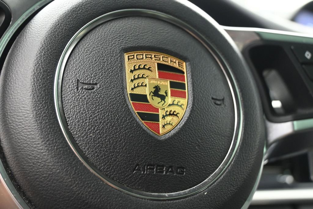 Used 2018 Porsche Panamera 4 image 28