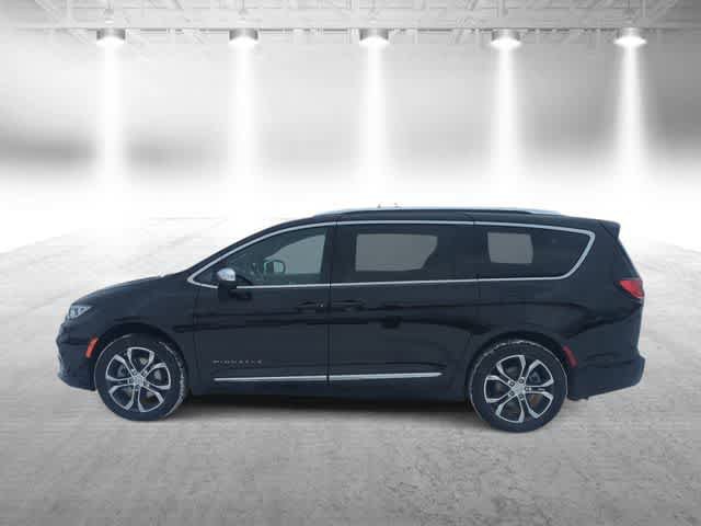 New 2026 Chrysler Pacifica Pinnacle image 5