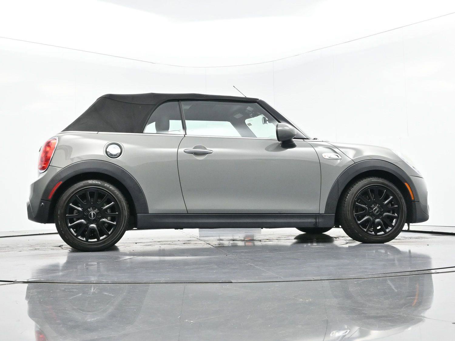 Used 2019 MINI Cooper S image 45