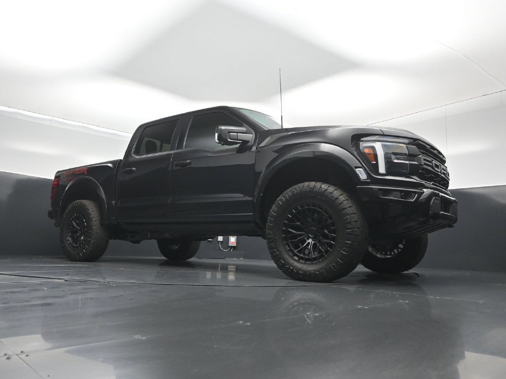 Used 2024 Ford F150 Raptor AWD/4WD image 3
