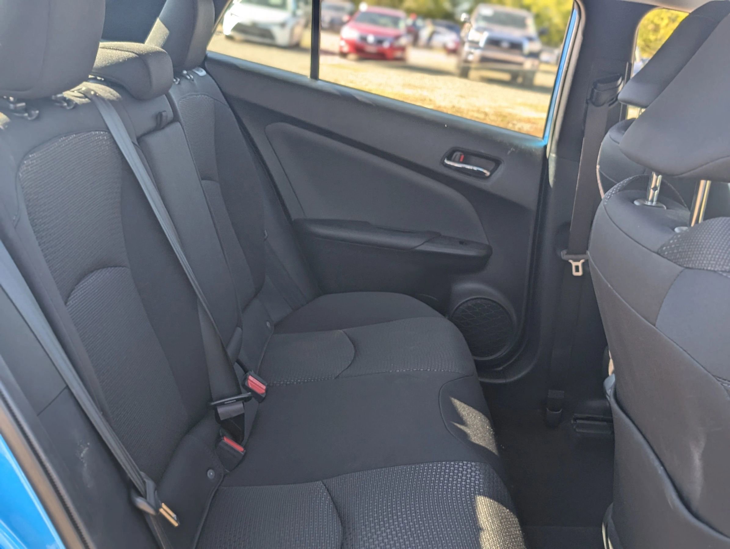 Used 2022 Toyota Prius LE image 16