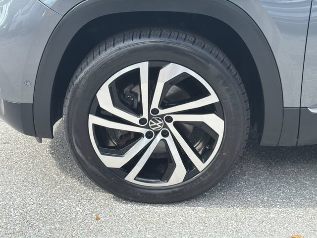 Certified 2020 Volkswagen Atlas Cross Sport SEL Premium AWD/4WD image 11