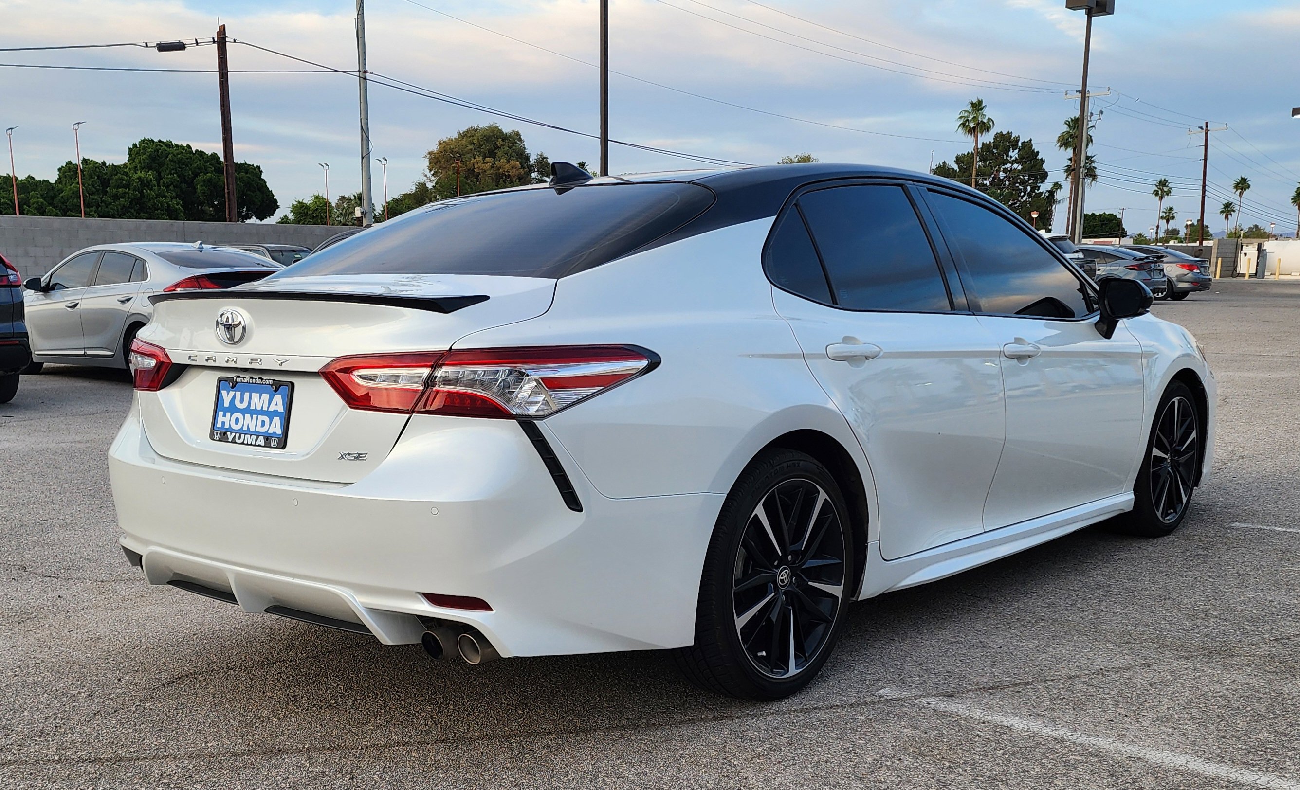 Used 2020 Toyota Camry XSE w/ Driver Assist Package FWD image 5