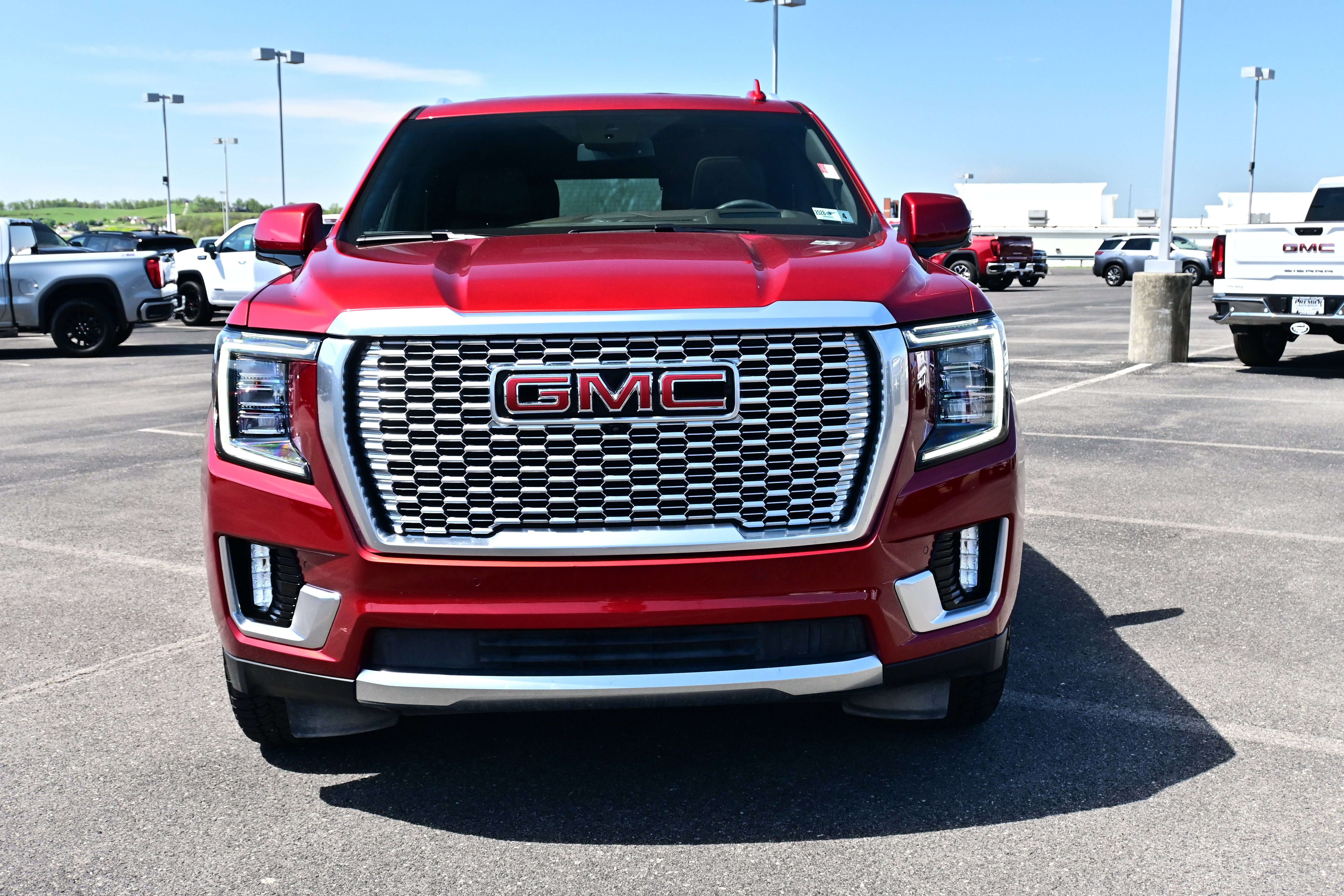 Used 2024 GMC Yukon Denali w/ Max Trailering Package AWD/4WD image 3