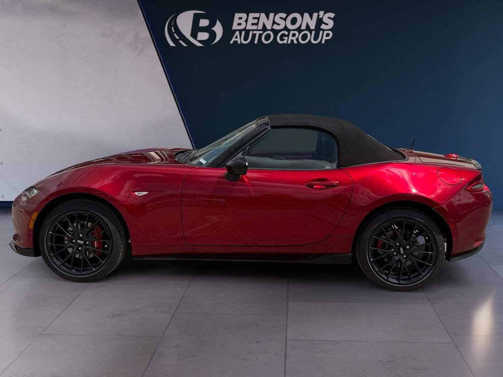 New 2026 MAZDA MX-5 Miata Club w/ Interior Package RWD image 2