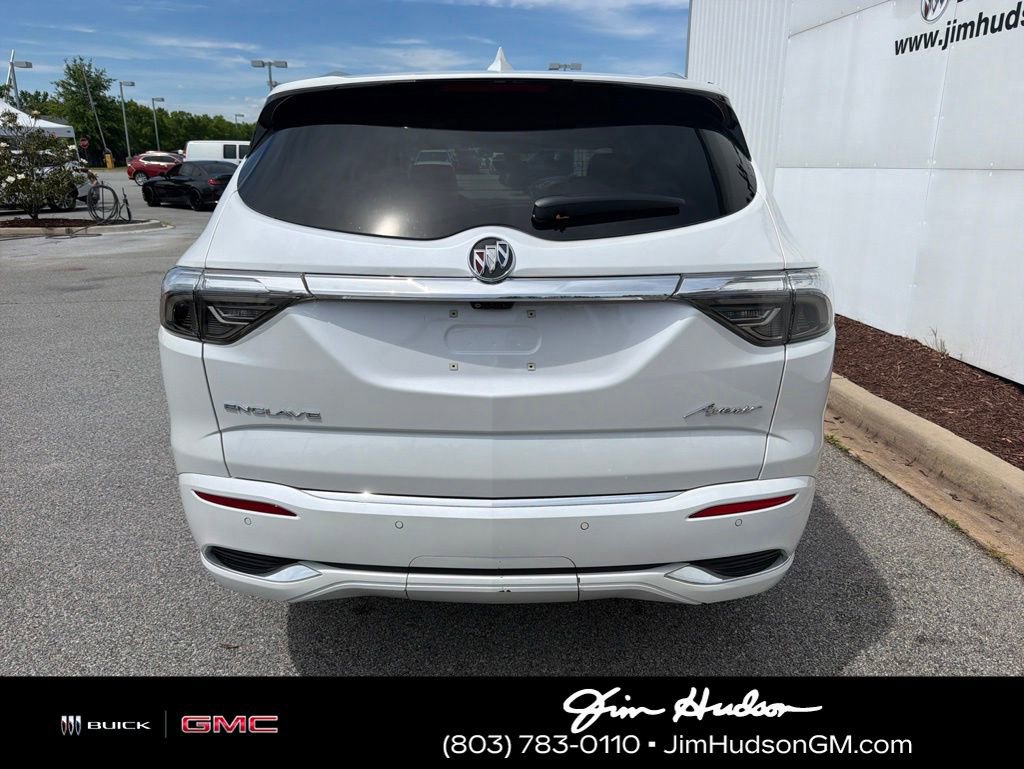 Used 2024 Buick Enclave Avenir w/ Avenir Technology Package FWD image 4