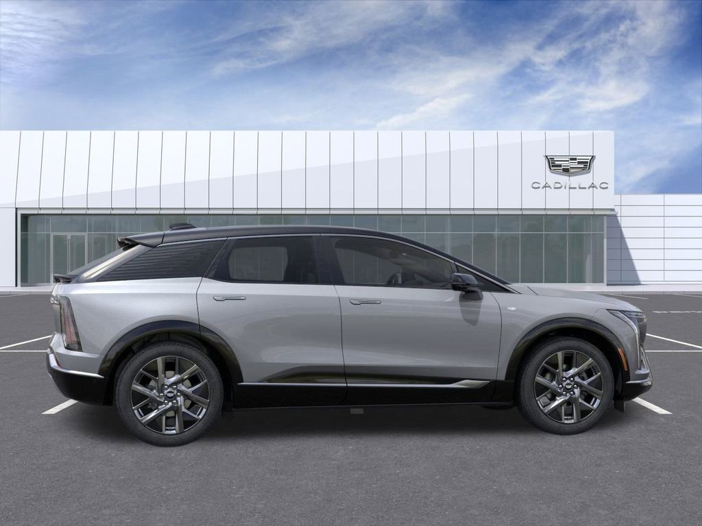 New 2025 Cadillac Optiq Luxury 1 w/ LPO, Floor Liner Package image 5