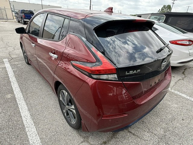 Used 2022 Nissan Leaf SV image 8