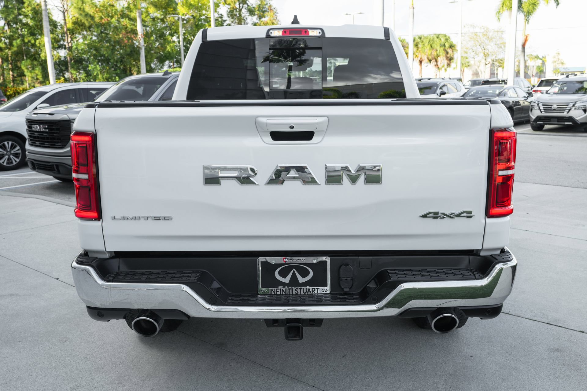 Used 2025 RAM 1500 Limited AWD/4WD image 26