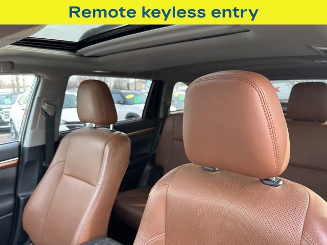 Used 2019 Toyota Highlander Limited image 7