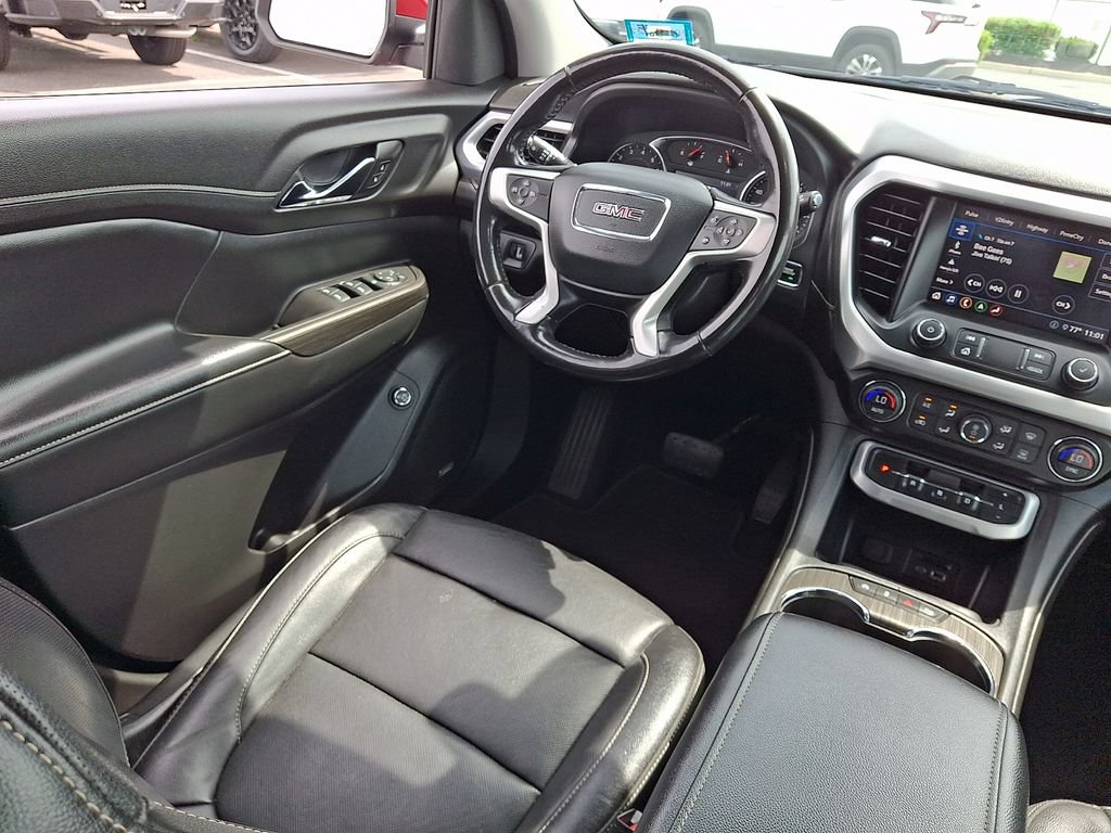 Used 2020 GMC Acadia SLT w/ LPO, Floor Liner Package AWD/4WD image 15
