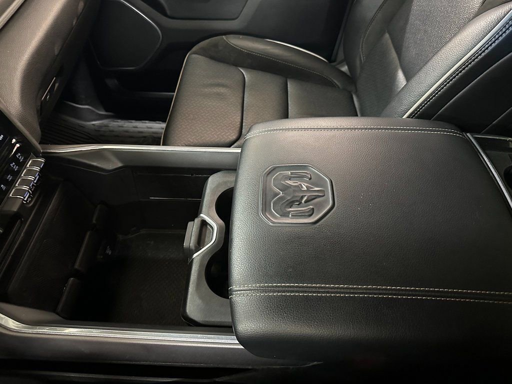 Used 2022 RAM 1500 Laramie AWD/4WD image 33