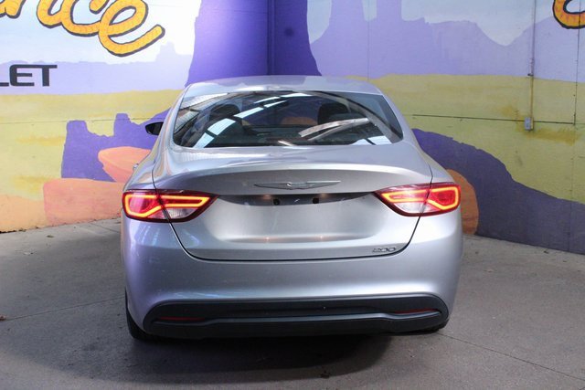 Used 2016 Chrysler 200 LX image 7