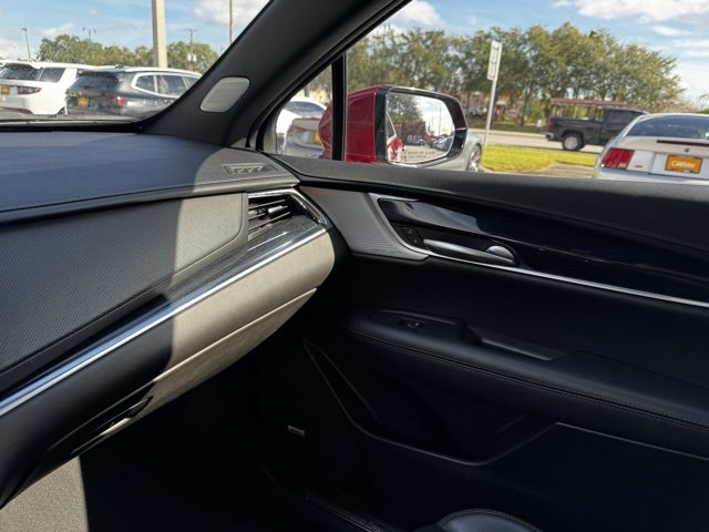 Used 2024 Cadillac XT5 Premium Luxury image 26