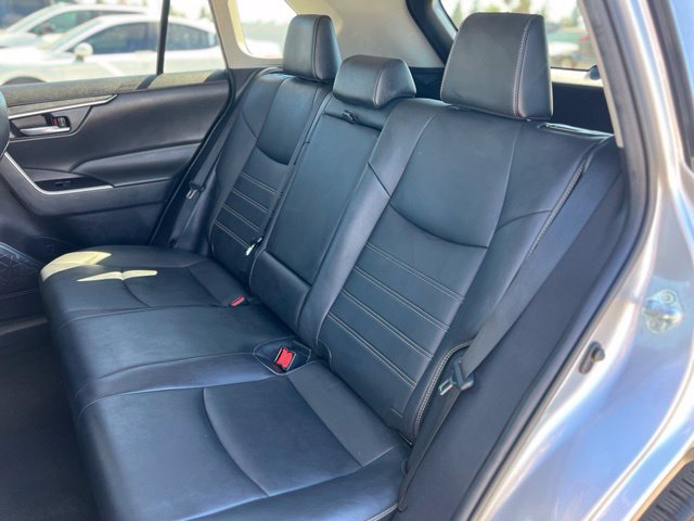 Used 2021 Toyota RAV4 XLE Premium w/ Carpet Mat Package (TMS) FWD image 15