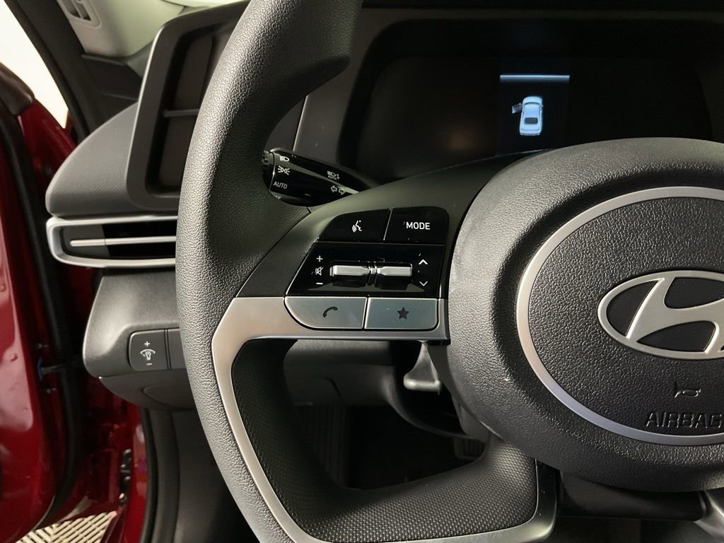 New 2025 Hyundai Elantra SE image 27