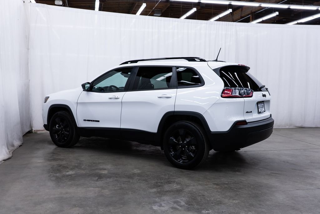 Used 2023 Jeep Cherokee Altitude Lux AWD/4WD image 4