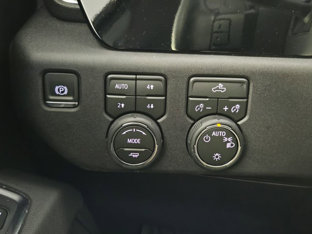 New 2026 Chevrolet Silverado 1500 LT image 22