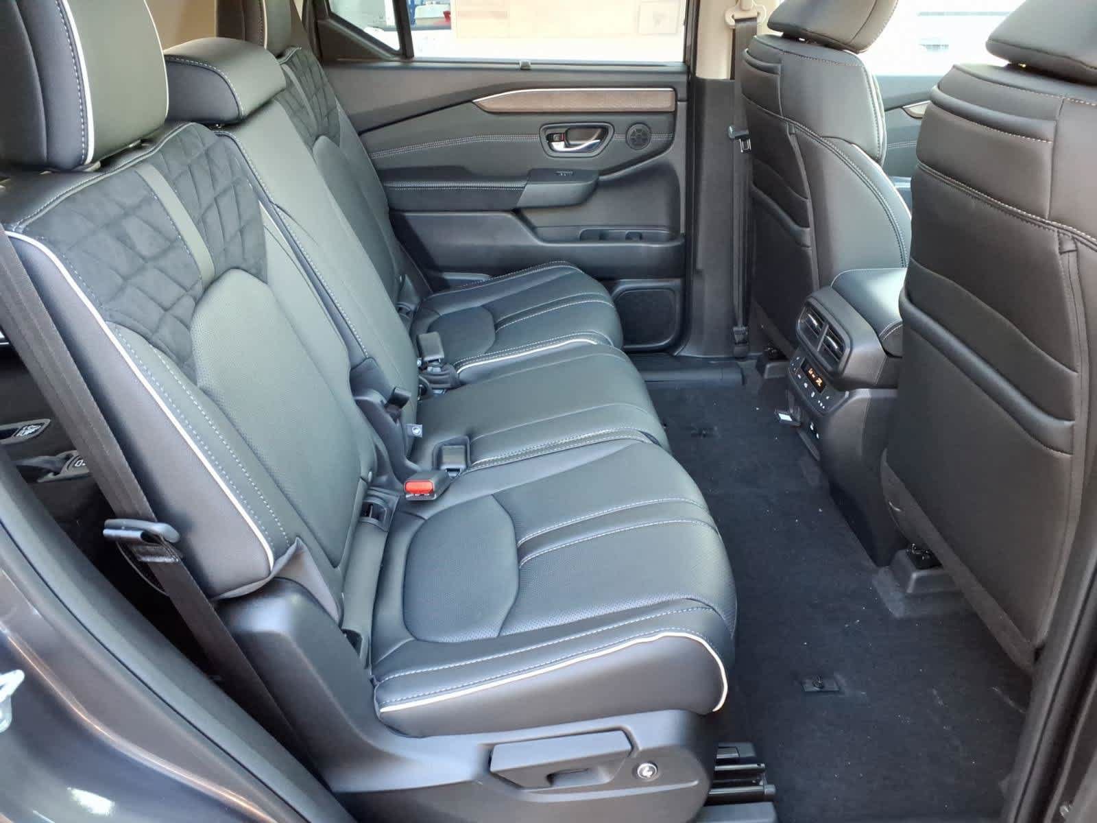 New 2026 Honda Pilot Elite image 12