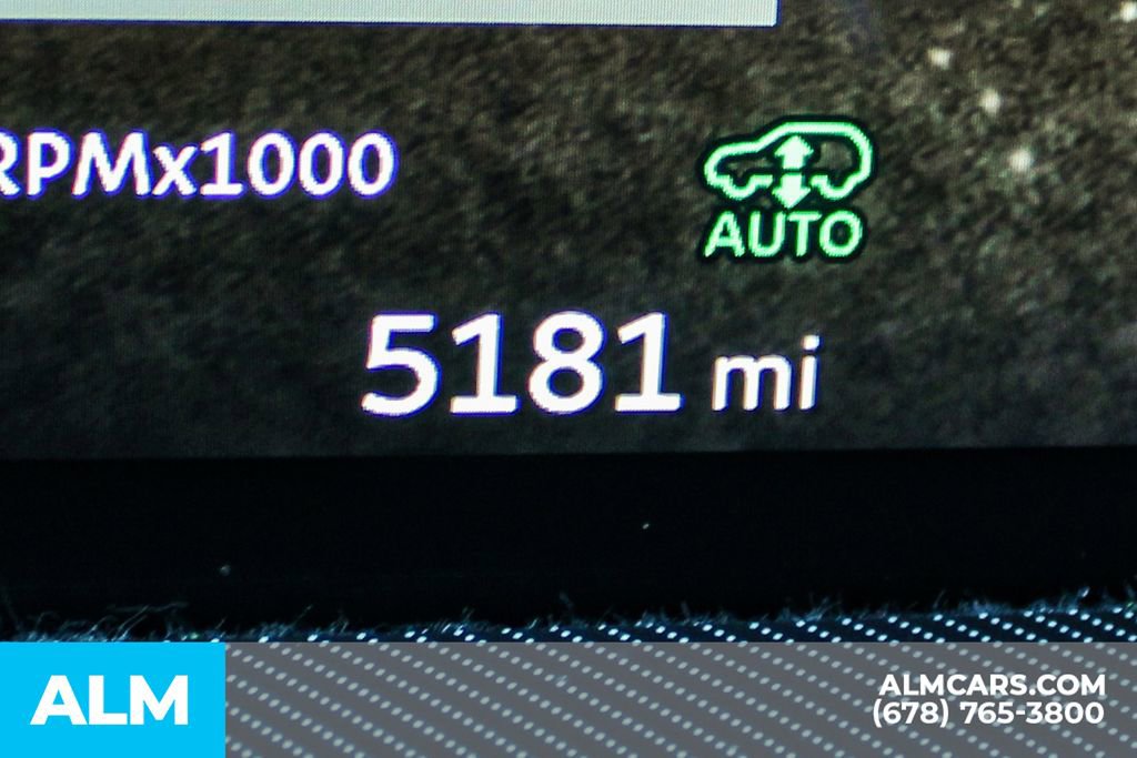 Used 2025 INFINITI QX80 Luxe image 42