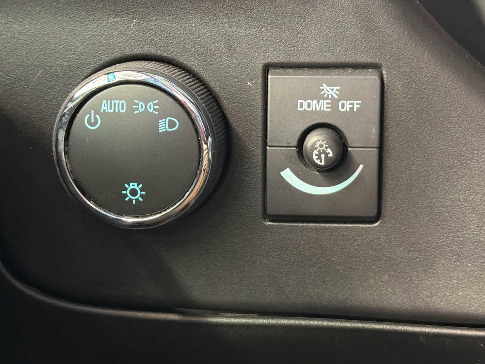 Used 2023 Chevrolet Express 3500 LS image 39